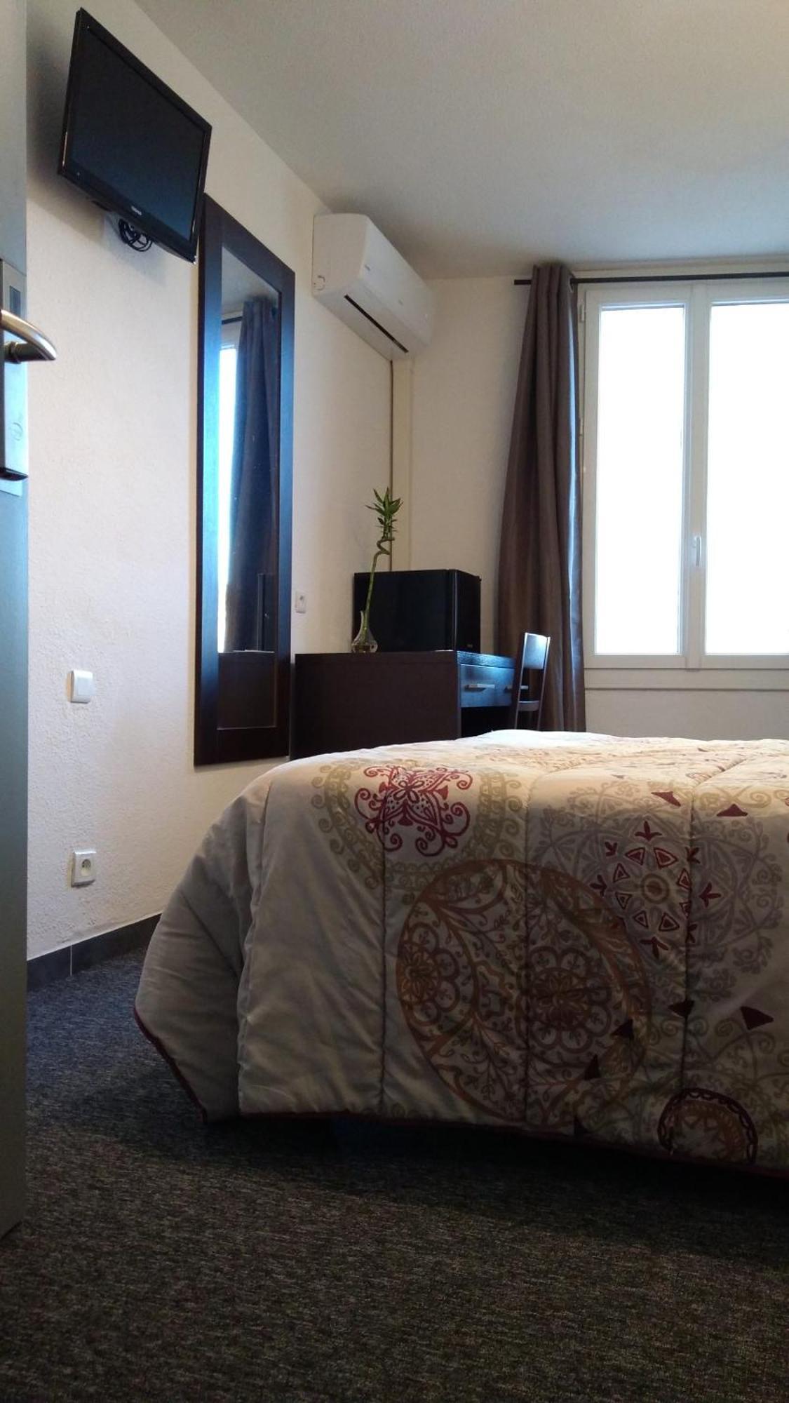 Mauguio Center Hotel Szoba fotó